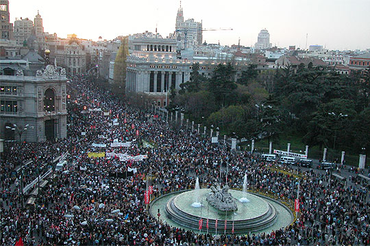 protests_Irak_war_2003_Madrid_by_Bernardo_Perez